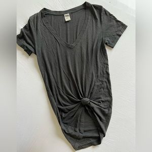 Women’s PINK black V-Neck tee